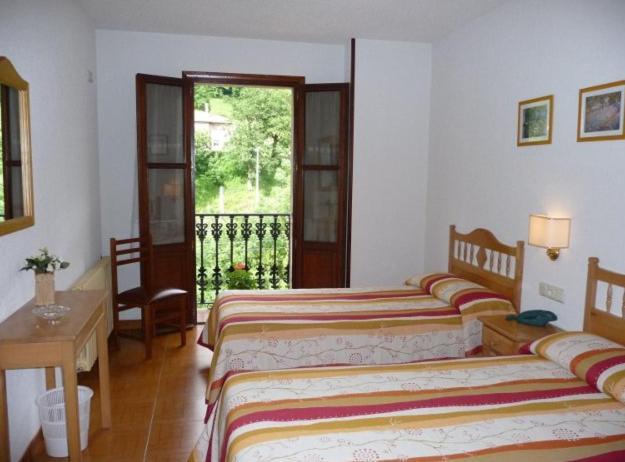 Hostal Gogar Puentenansa Buitenkant foto
